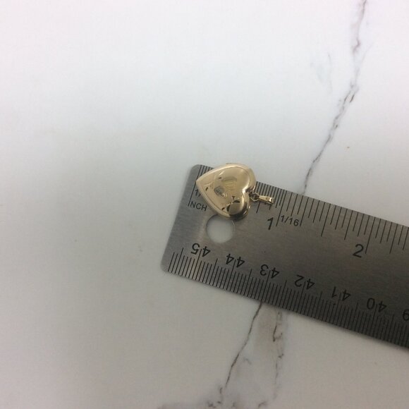 Ladies 14k Yellow Real Gold Heart opening Locket Charm Pendant 2.40 grams - Picture 9 of 9